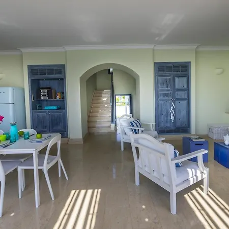 Villa Paros