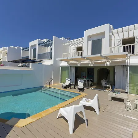 Paros
